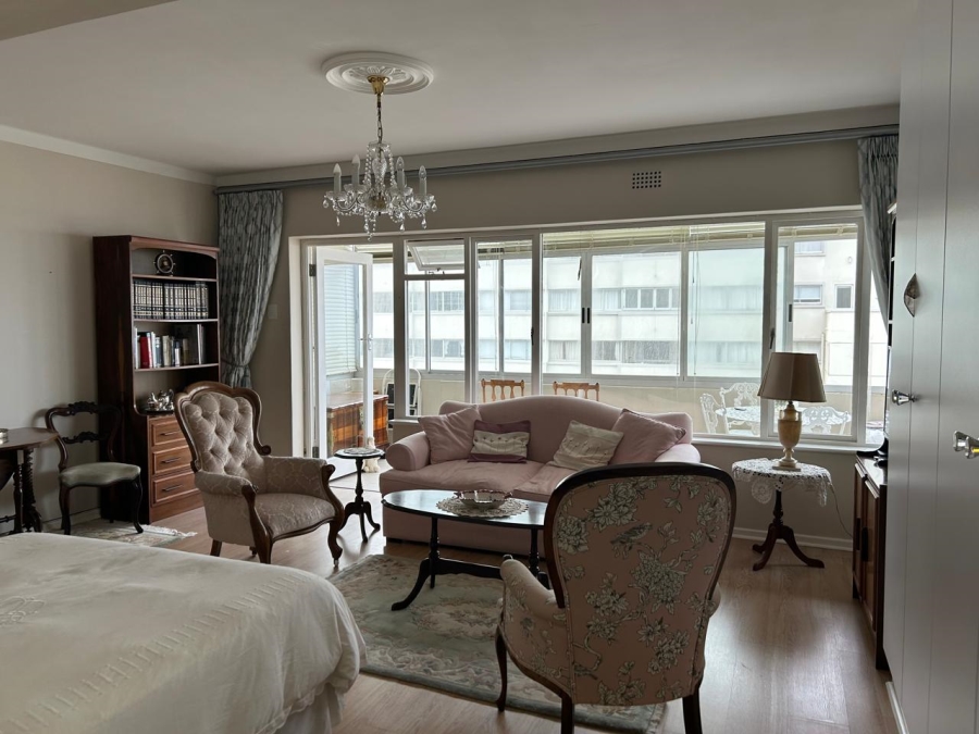 1 Bedroom Property for Sale in Mouille Point Western Cape